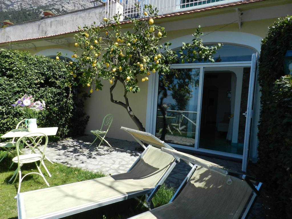 Bacio Del Sole B&B Positano Bagian luar foto