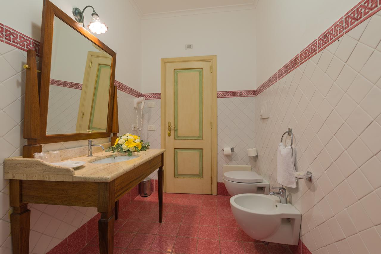 Bacio Del Sole B&B Positano Bagian luar foto