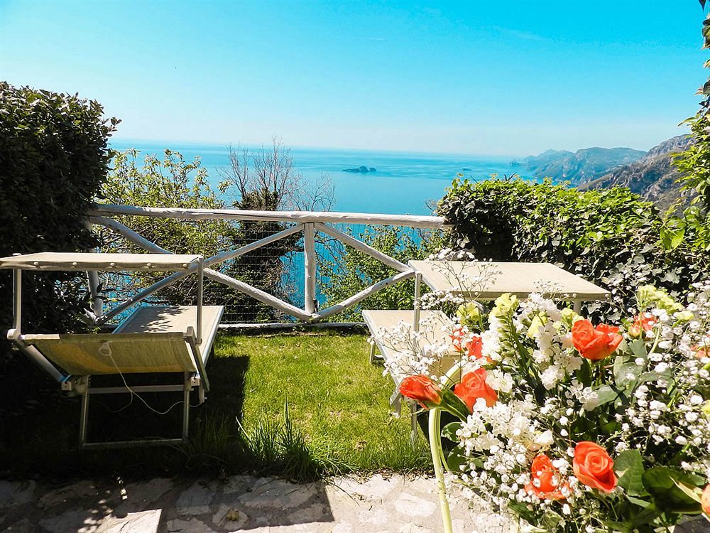 Bacio Del Sole B&B Positano Bagian luar foto